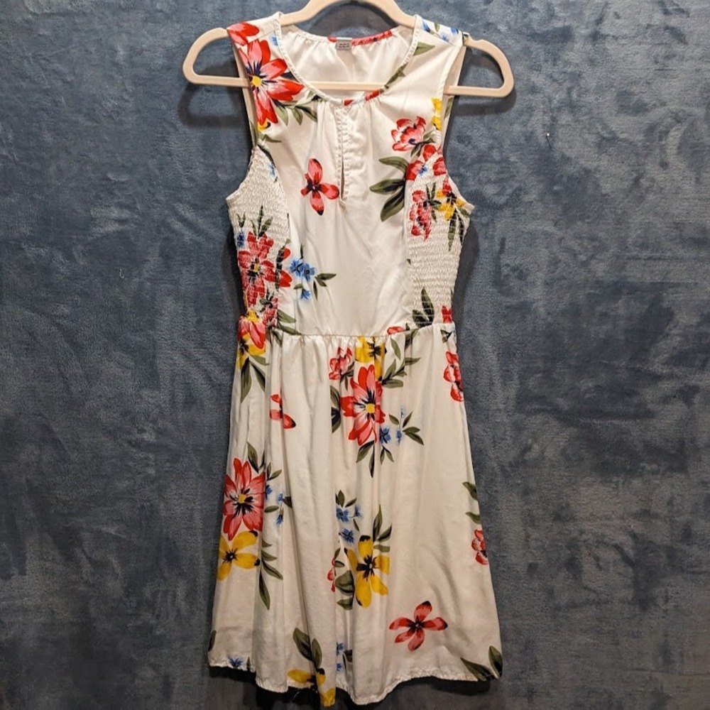 Old Navy Womens Floral Smocked Sleeveless Fit Flare Dress White Small Sundress